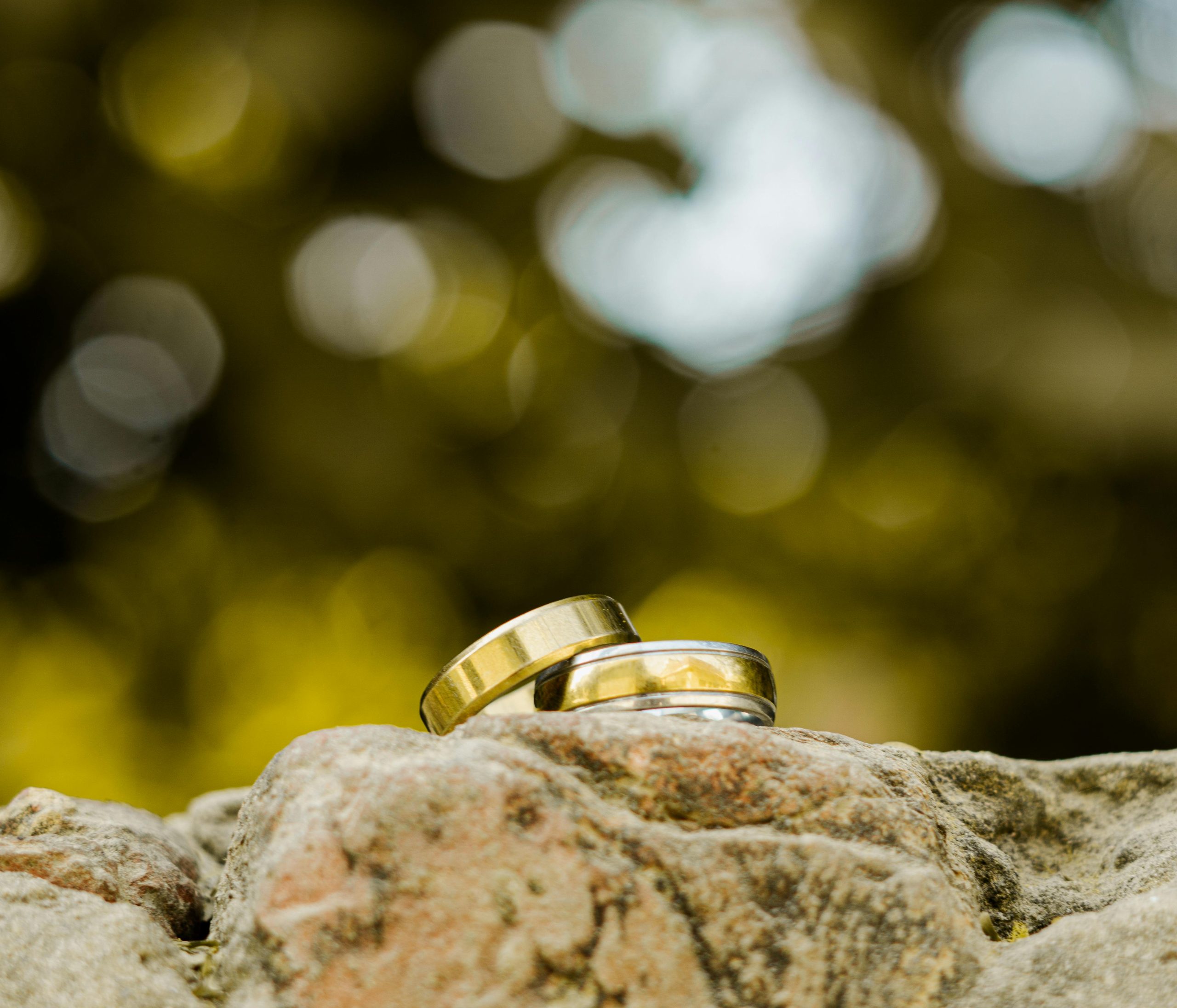 Luxury diamond rings with Premium Craftsmanship
